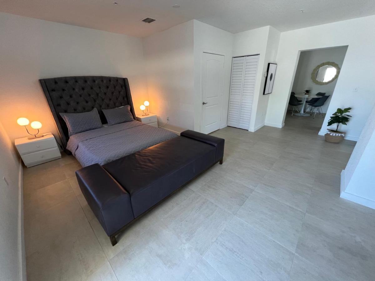 Renzzi Wynwood Apartments 마이애미 외부 사진